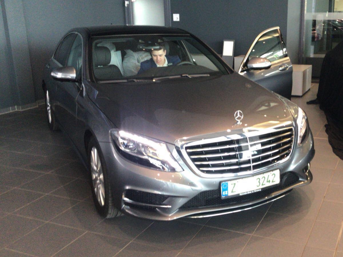 Auto