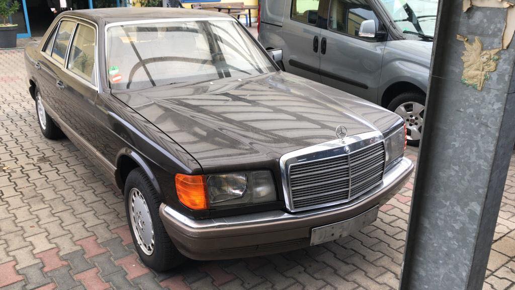 Auto